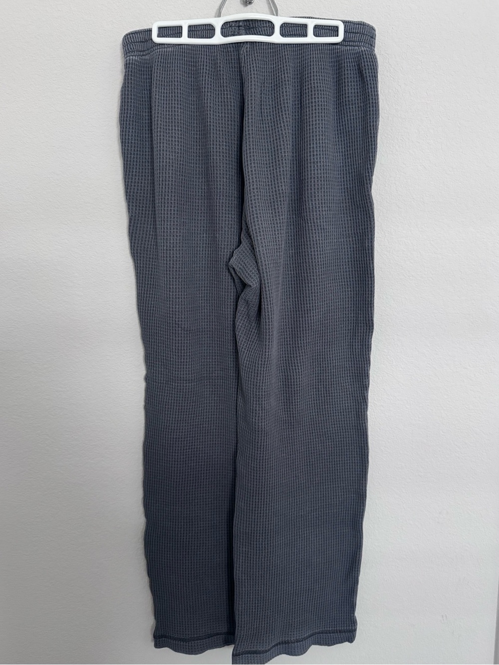 Aerie Straight Leg Waffle Pants Gray - Picture 3 of 3